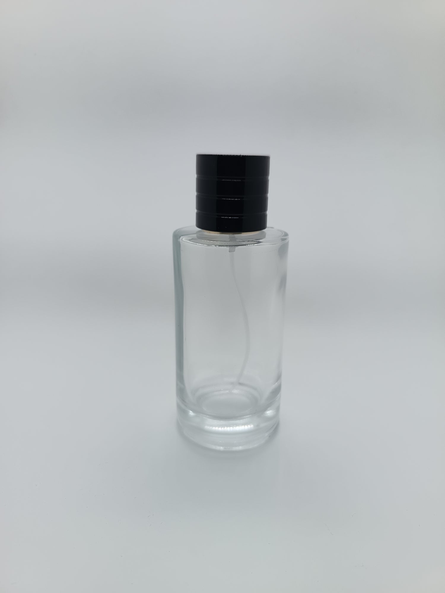 Empty screw cap perfume spray bottle black lid 100ml
