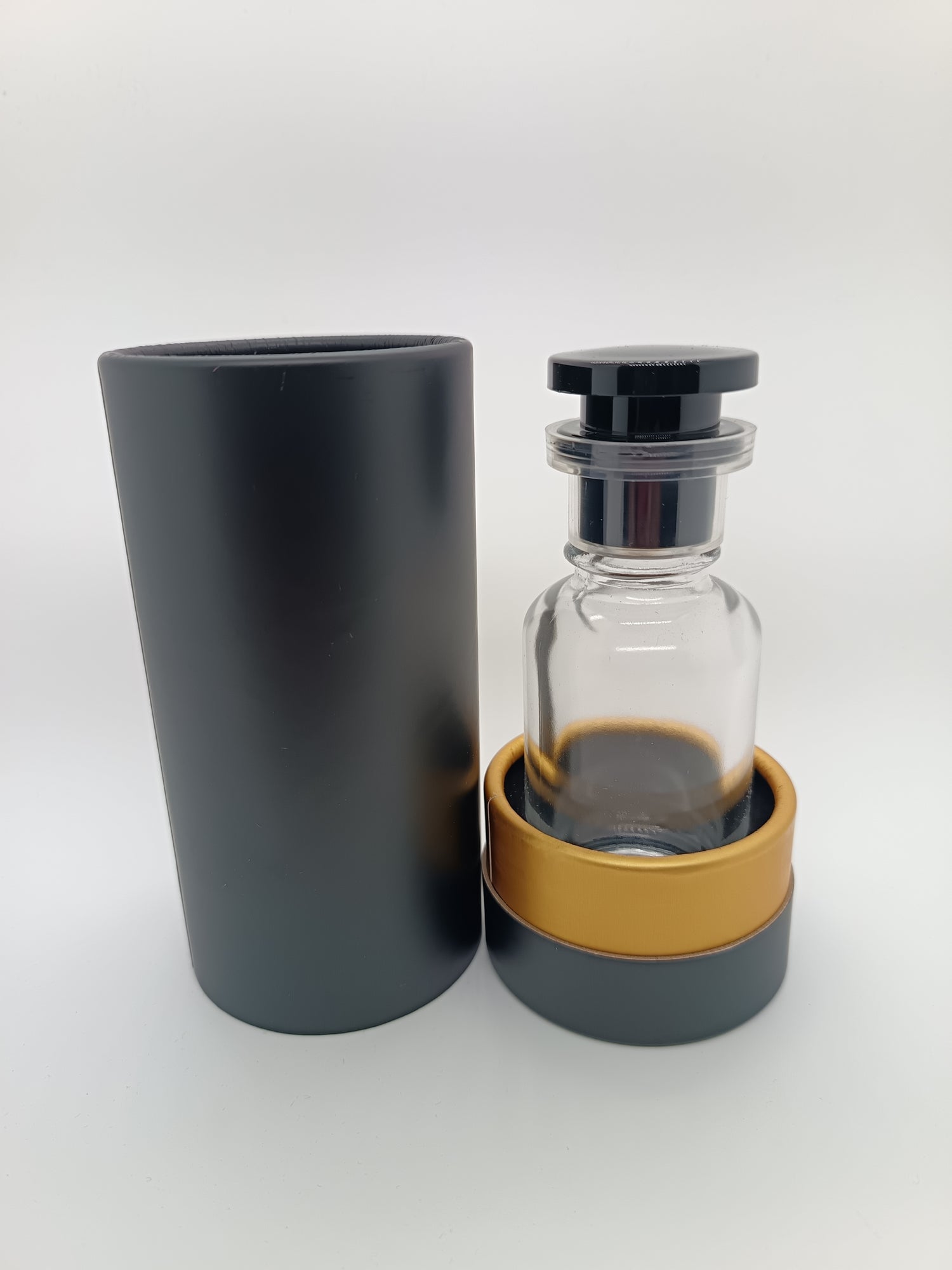 Empty perfume bottle with black lid and matching black box 30ml - crimp cap