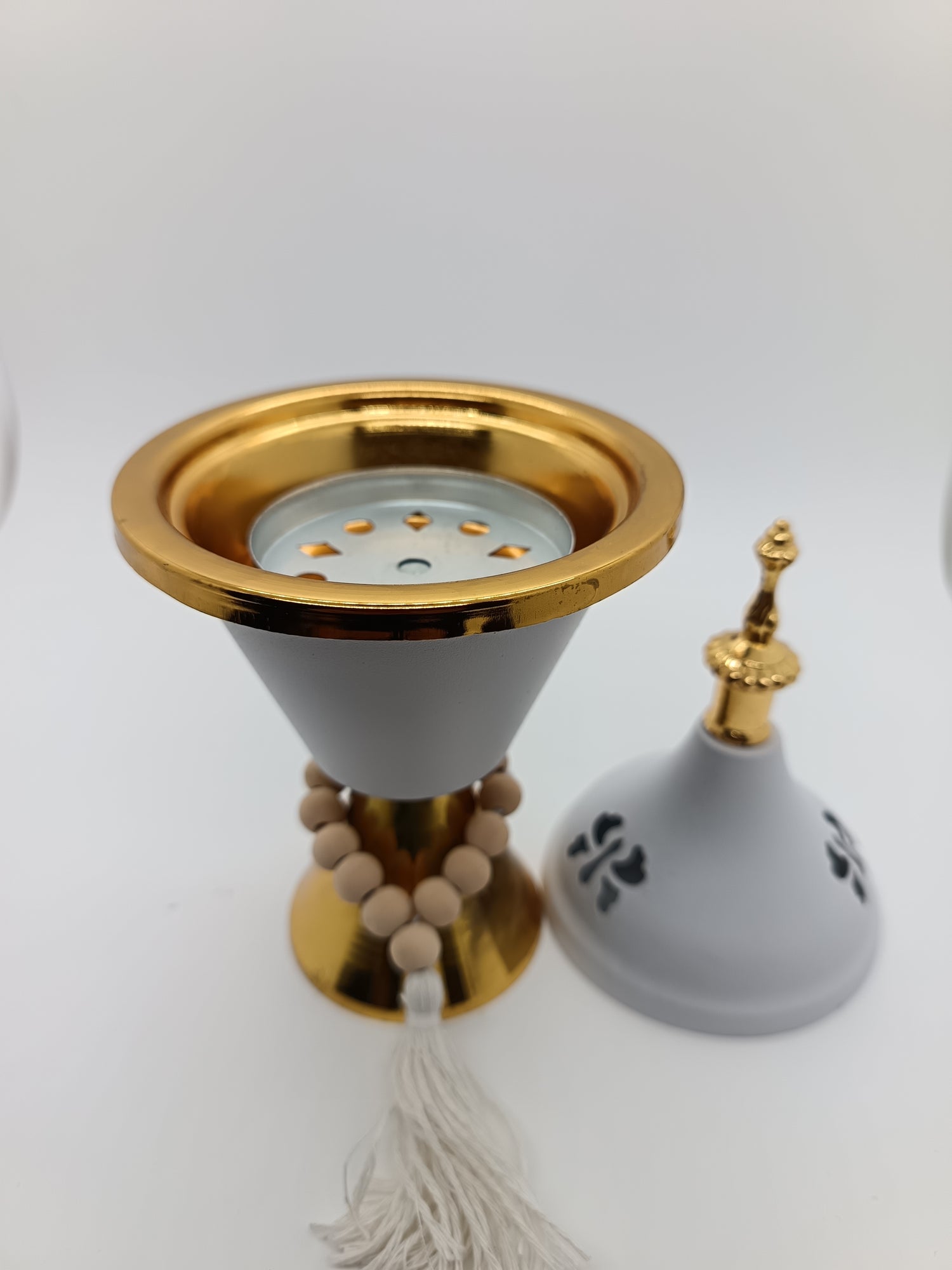 White metal bakhoor burner with lid and tasbih design 20cm