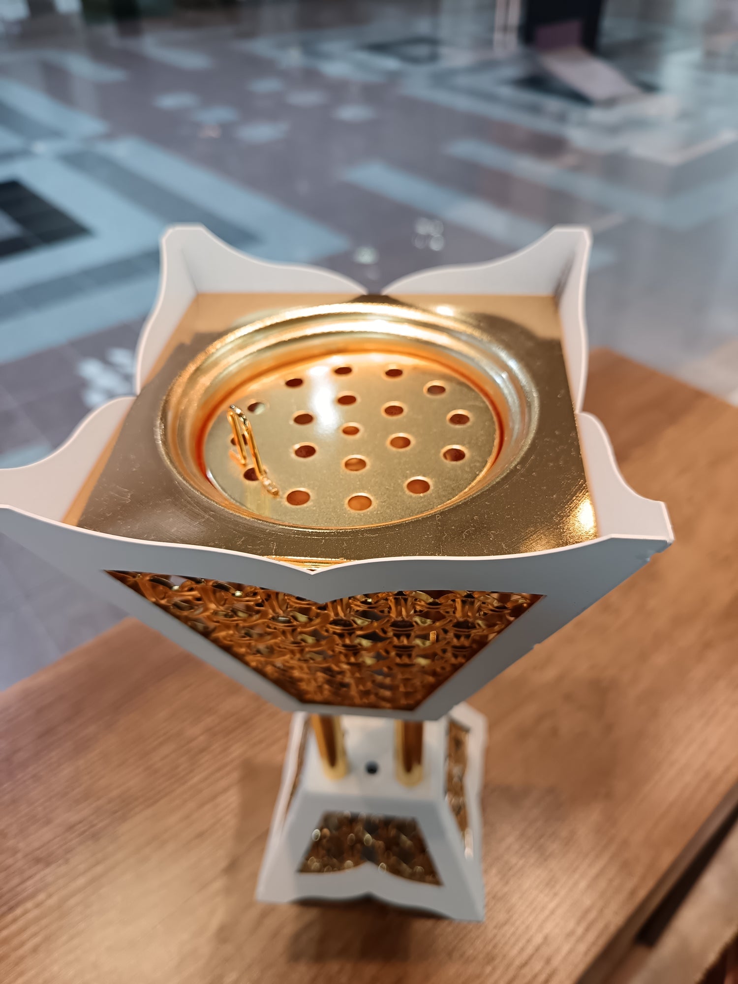 White gold bakhoor burner open design 25cm