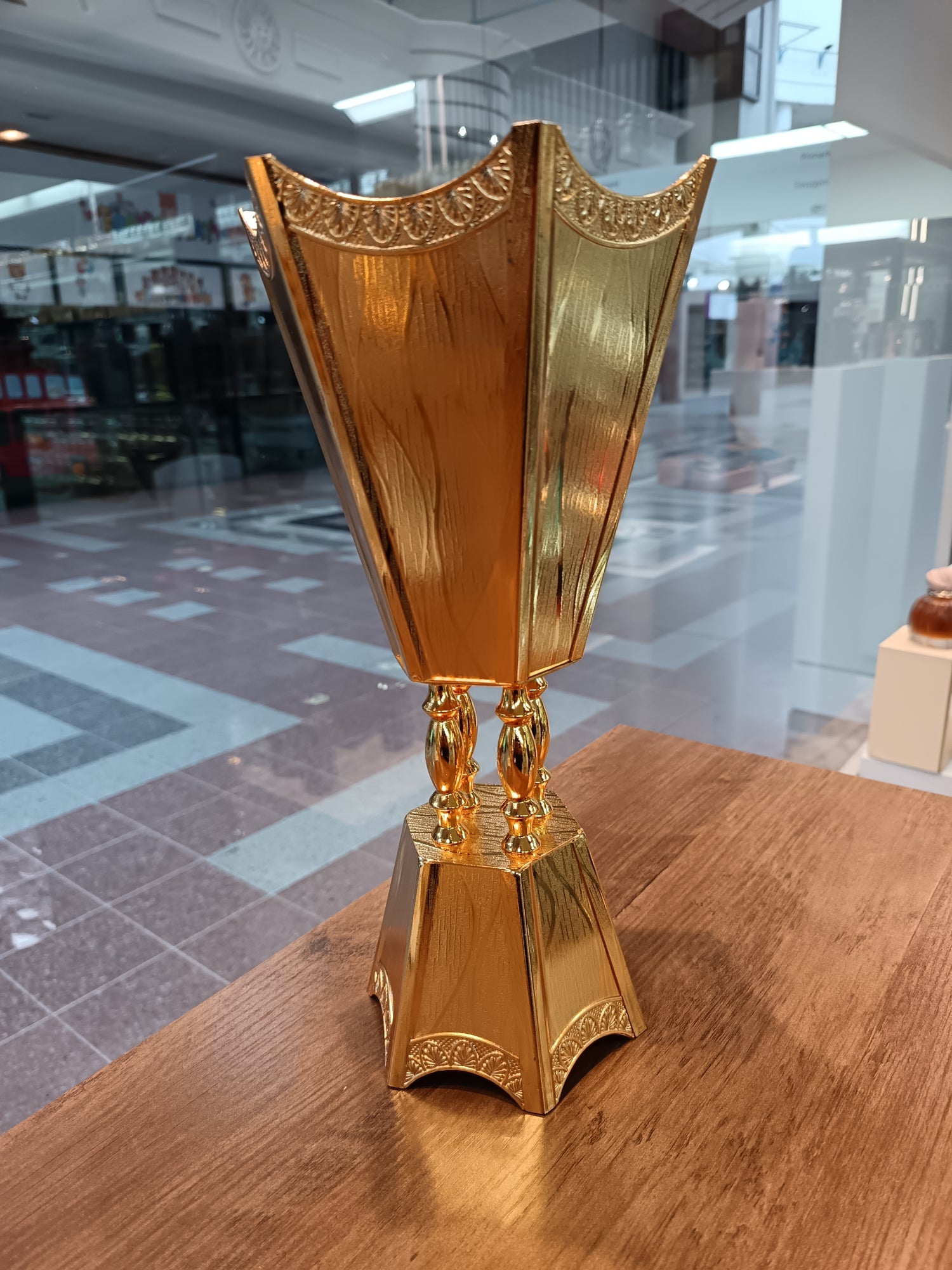 Gold solid Bakhoor burner 26cm or 30cm